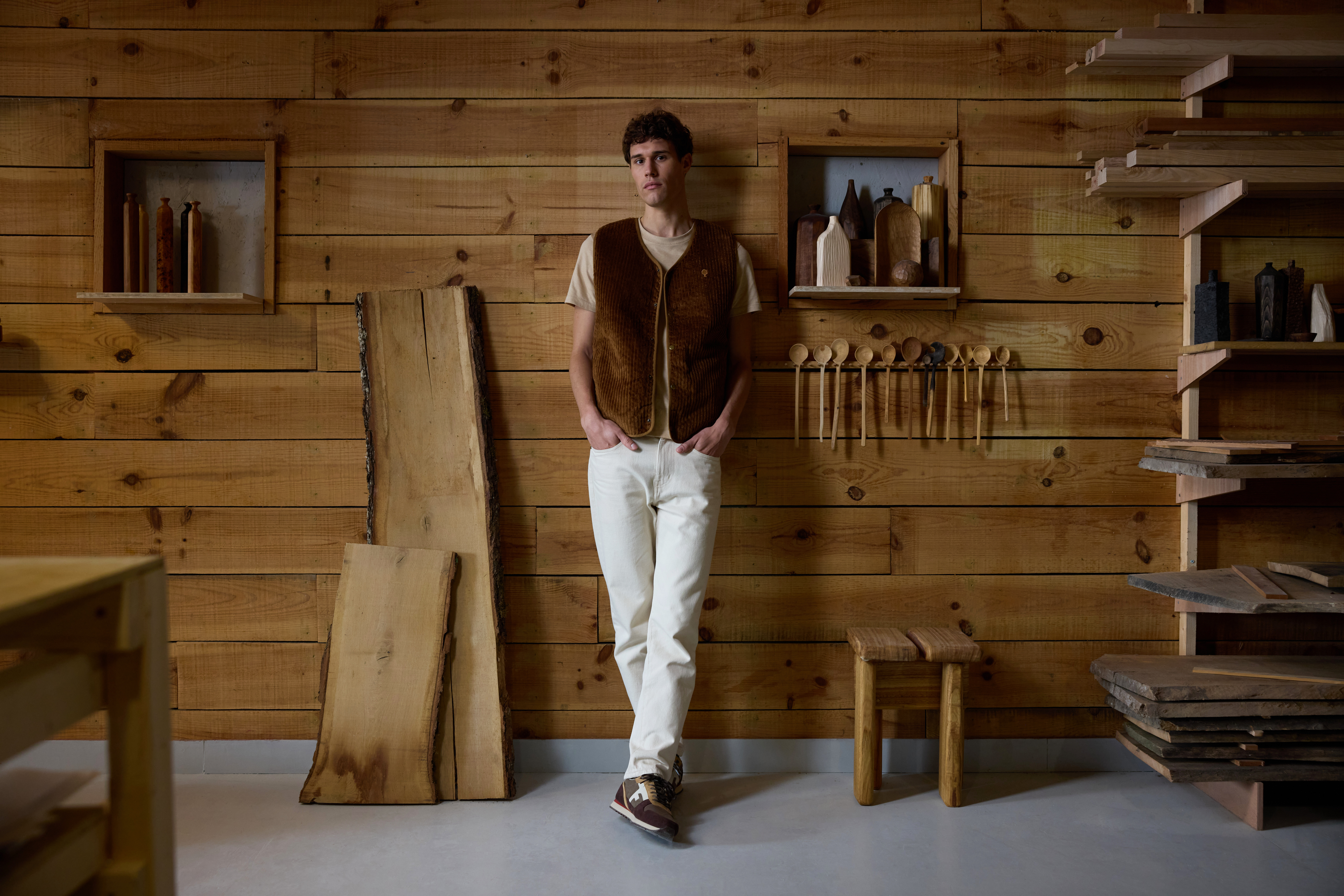 F25JA0101-BRO08___P64 (3) (1).jpg